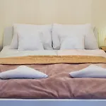 Downtown Oasis Apartman